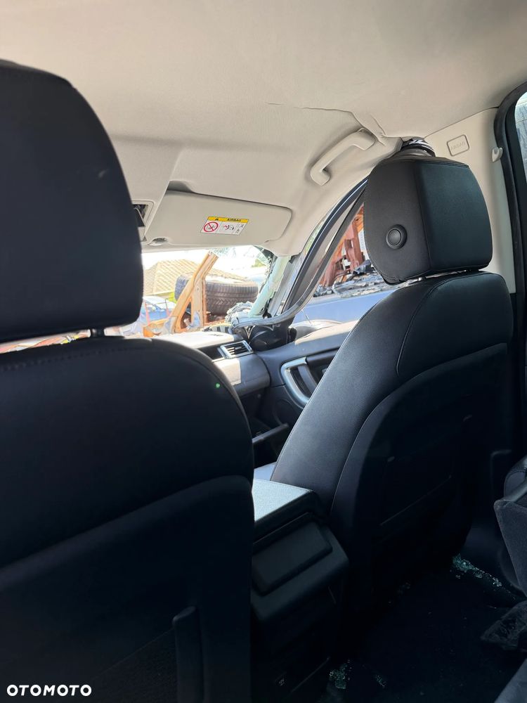 Land Rover Discovery Sport - 14
