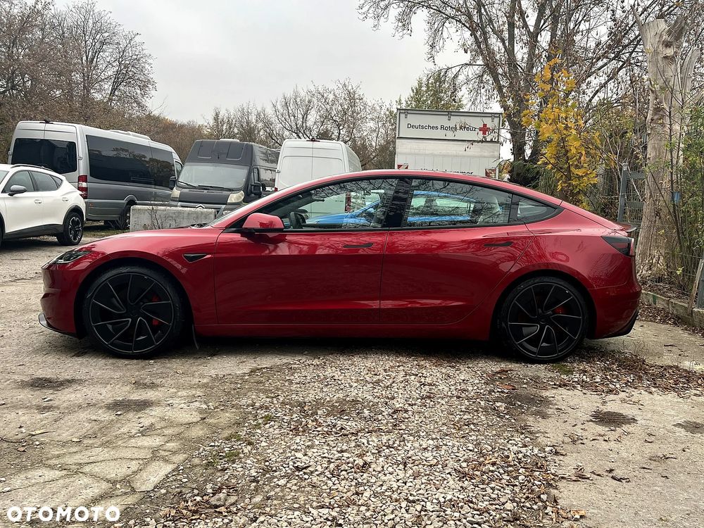 Tesla Model 3 2025 photo 3