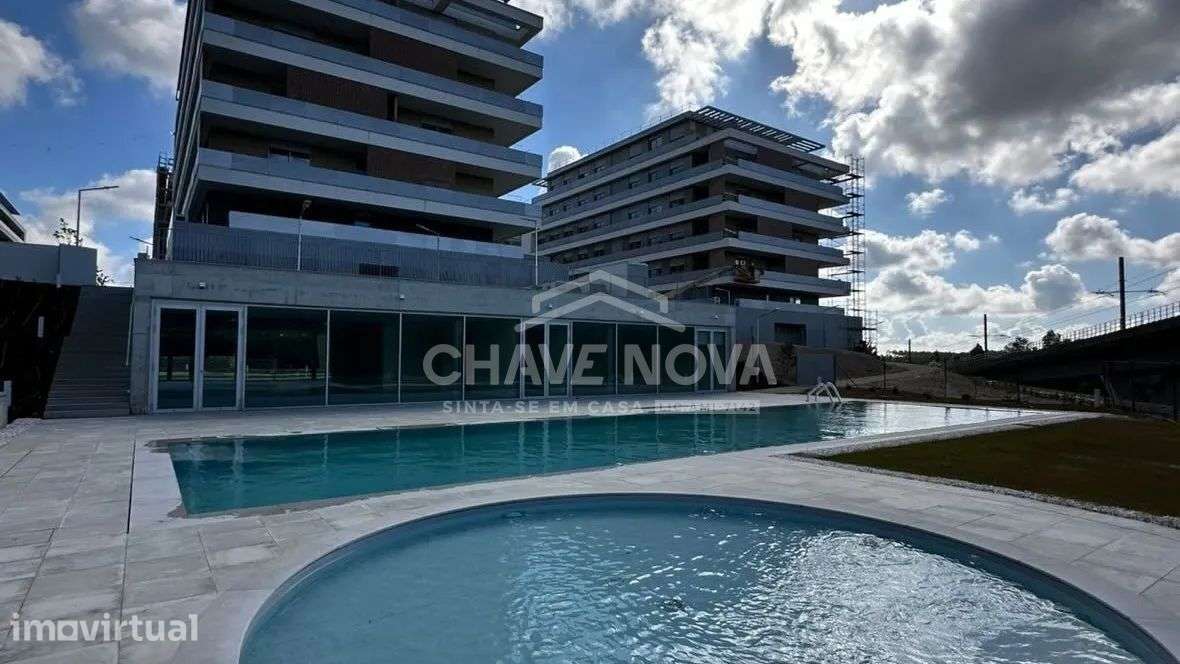 Apartamento T2 C/ Terraço 55m2 Garagem Maia centro - Grande imagem: 4/14