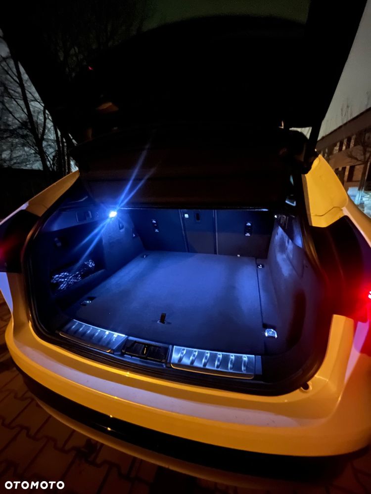 Jaguar F-Pace P250 AWD R-Dynamic S - 22