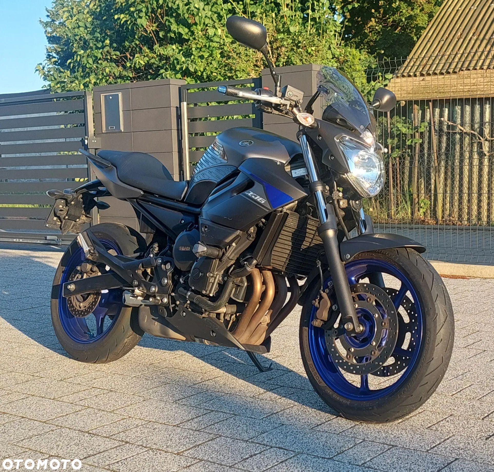 Yamaha XJ - 1