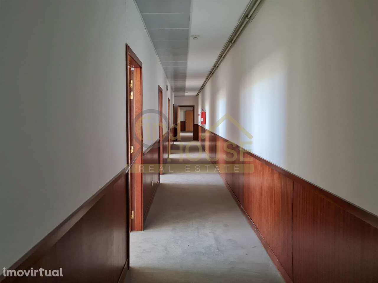 Loja para venda no Restelo - Grande imagem: 5/18