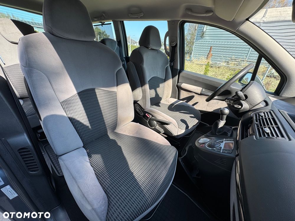 Citroën C8 2.0 16V Confort - 35