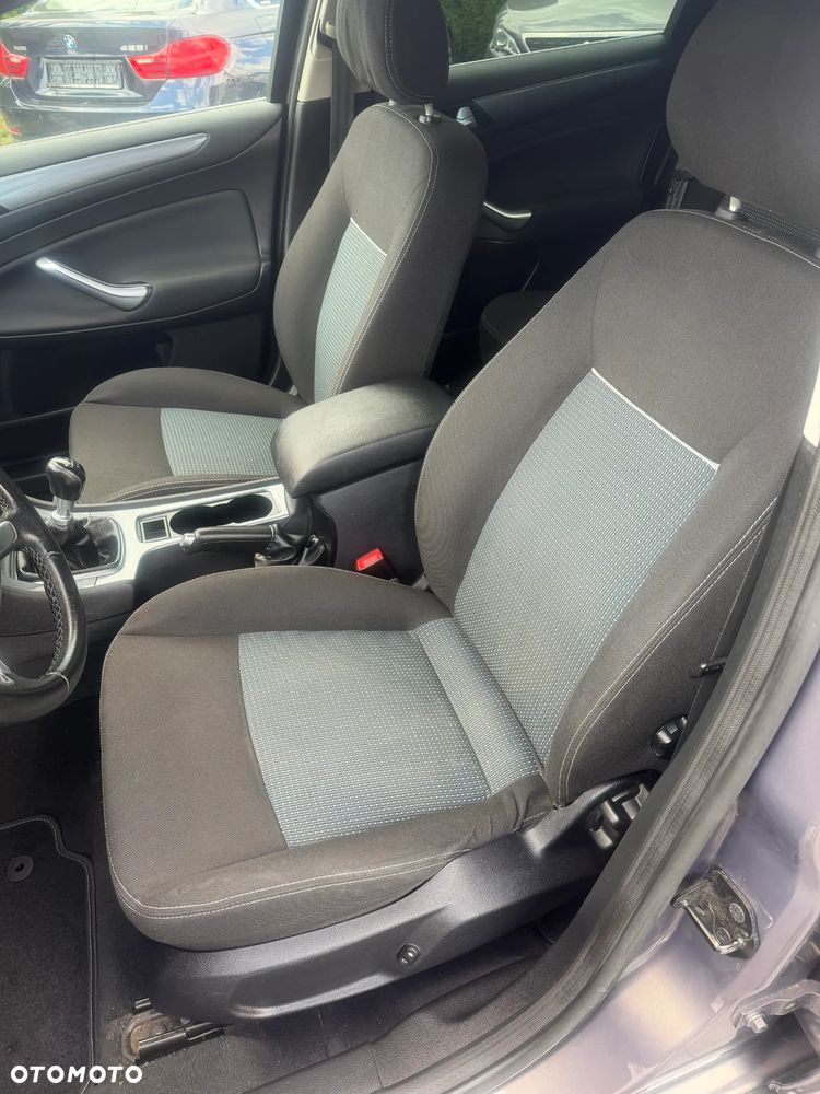 Ford Mondeo SW 1.6 TDCi Business Edition - 11
