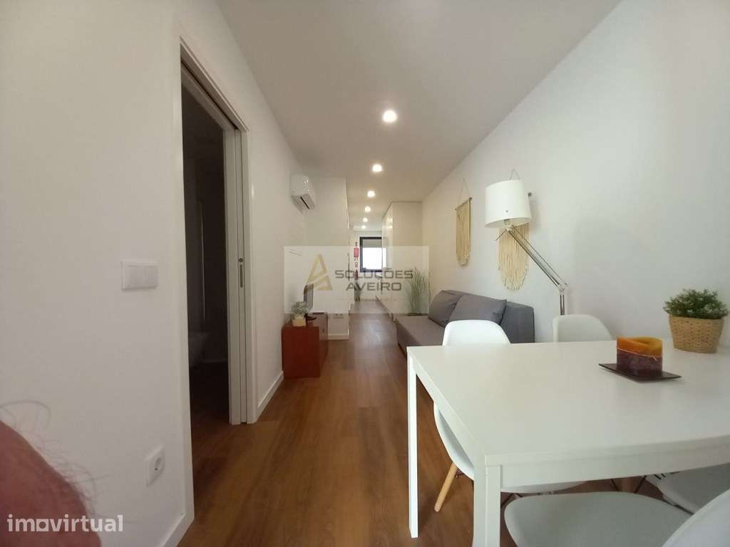Apartamento T1 mobilado e equipado - Bairro da Beira-Mar - Grande imagem: 5/16