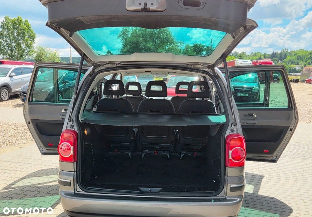 Volkswagen Sharan - 29