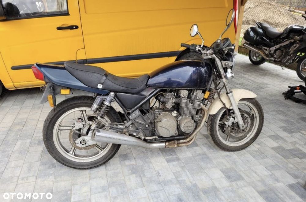 Kawasaki Zephyr - 1