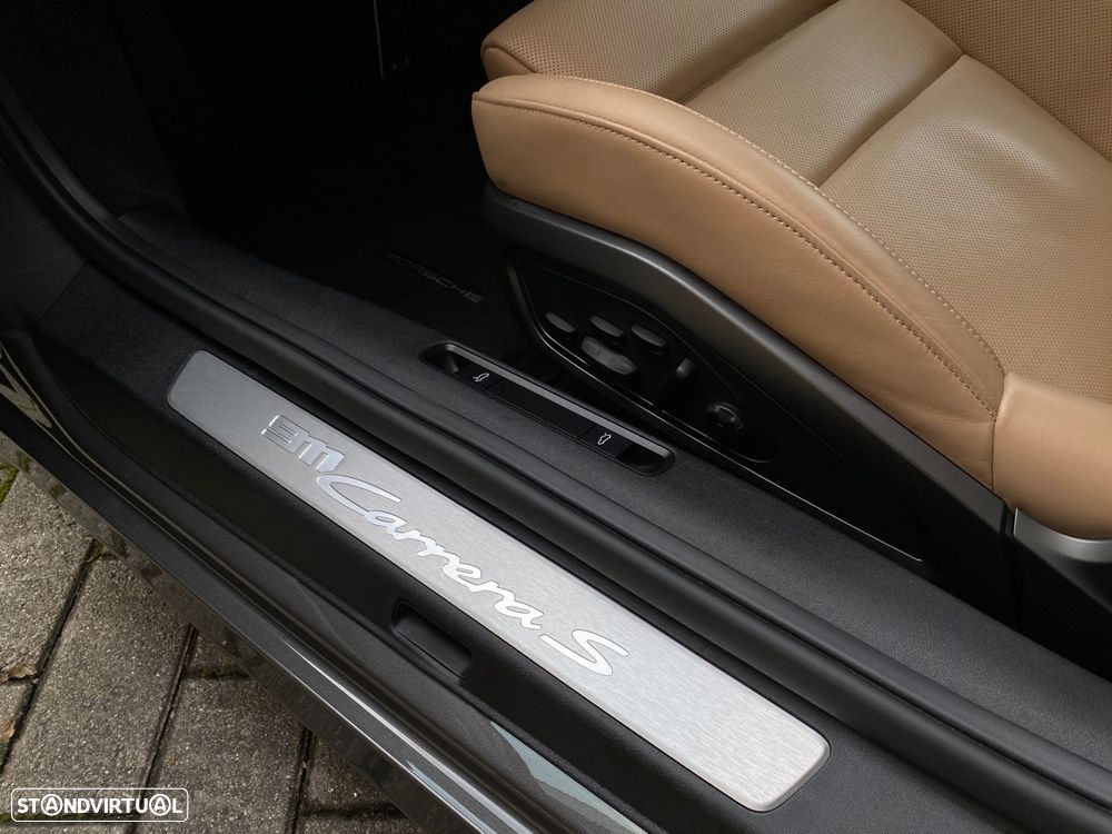 Porsche 911 (992) Carrera S PDK - 16