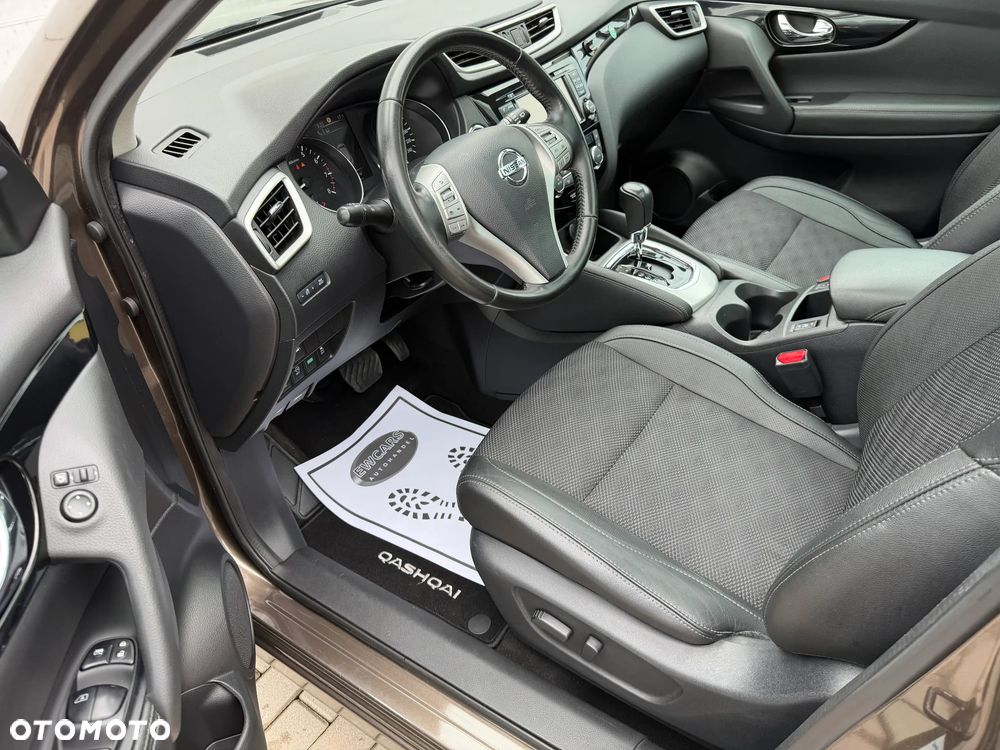Nissan Qashqai 1.2 DIG-T Xtronic TEKNA+ - 22