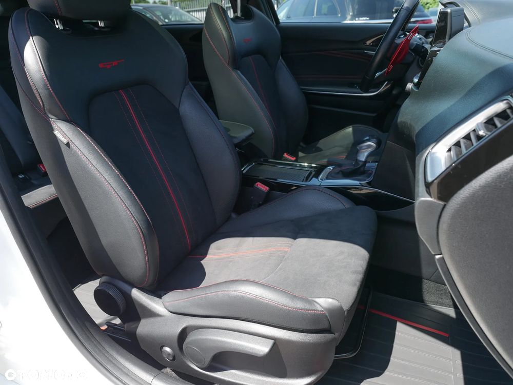 Kia ProCeed 1.6 T-GDI GT DCT - 22