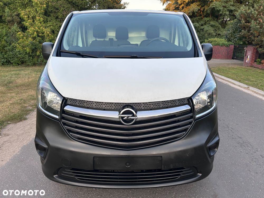 Opel Vivaro - 2