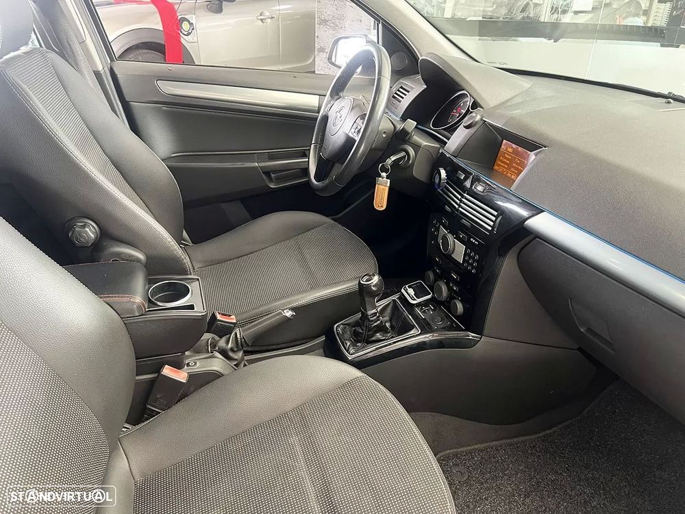 Opel Astra Caravan 1.7 CDTi Cosmo ecoFLEX - 11