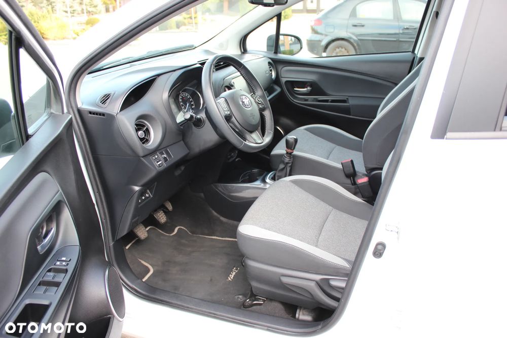 Toyota Yaris 1.5 20th Anniversary - 14