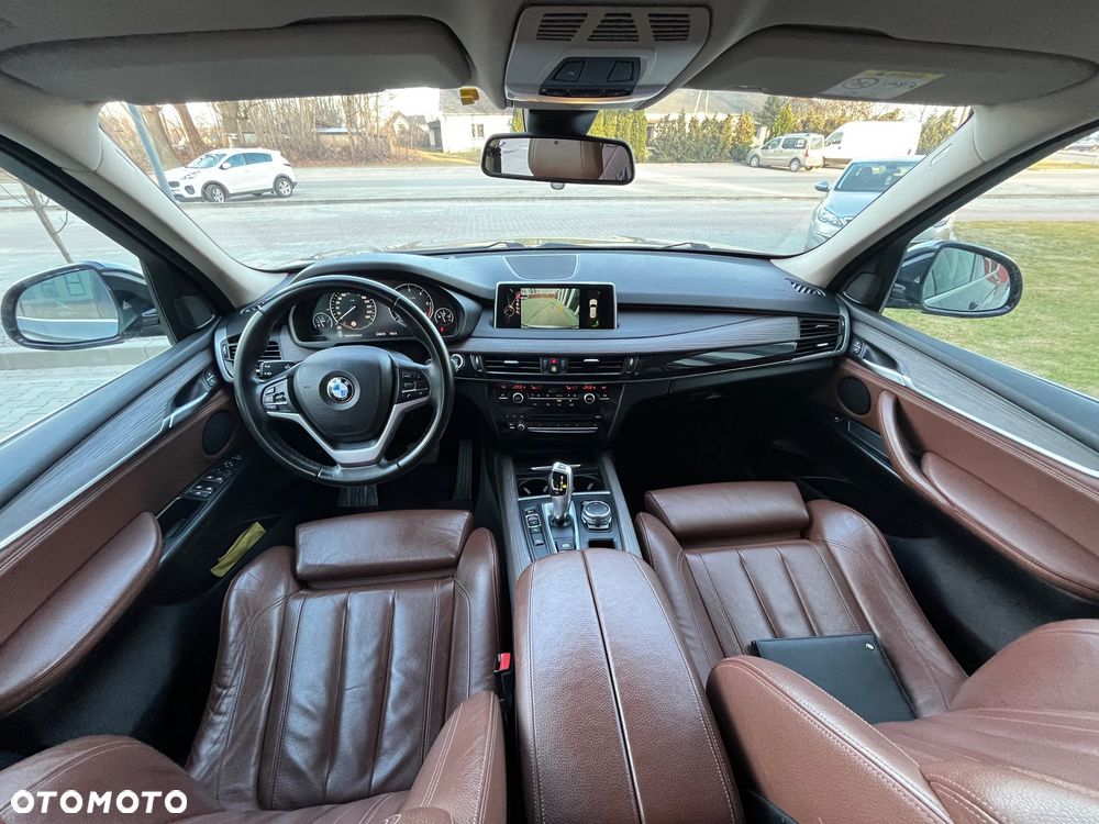 BMW X5 xDrive25d - 28