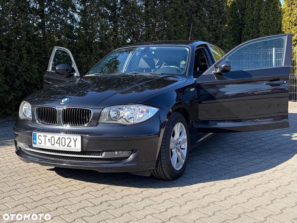 BMW Seria 1 118d DPF - 1