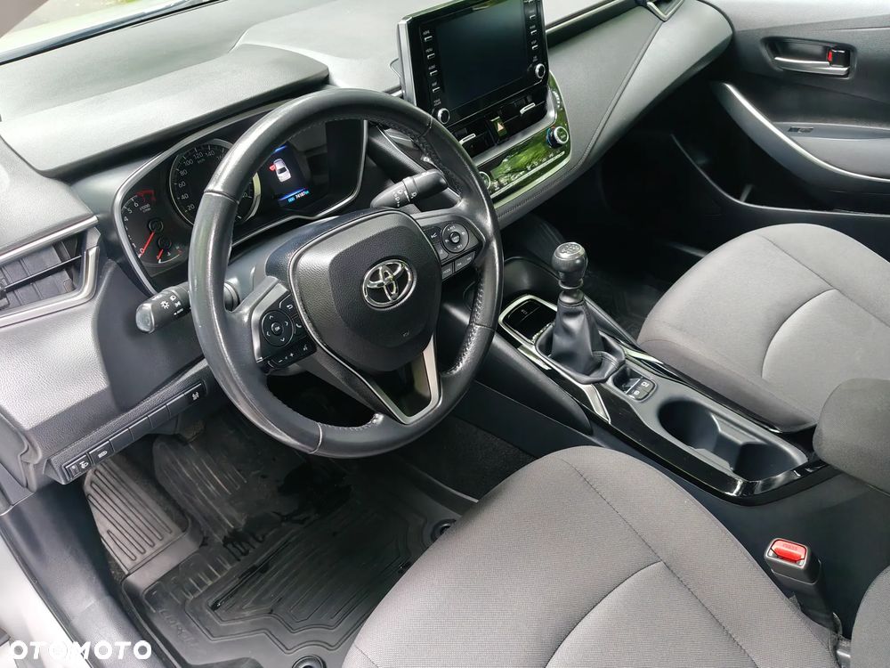 Toyota Corolla 1.6 Comfort - 11