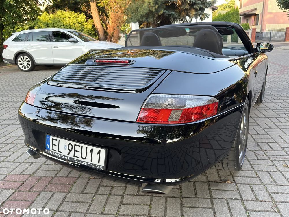 Porsche 911 Carrera - 18