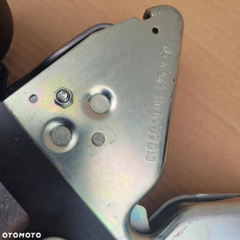 ZAWIESZENIE KABINY ZAMKI MERCEDES ATEGO A9423100383 NOWY ORYGINAŁ CHWALIM116 - 3