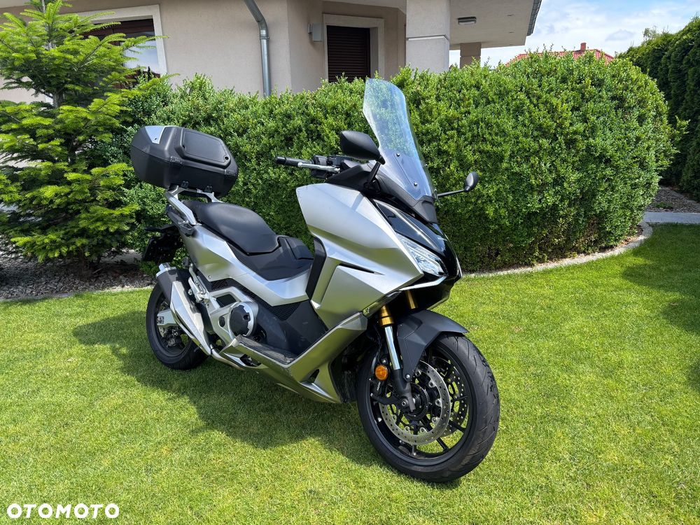 Honda NSS - 4