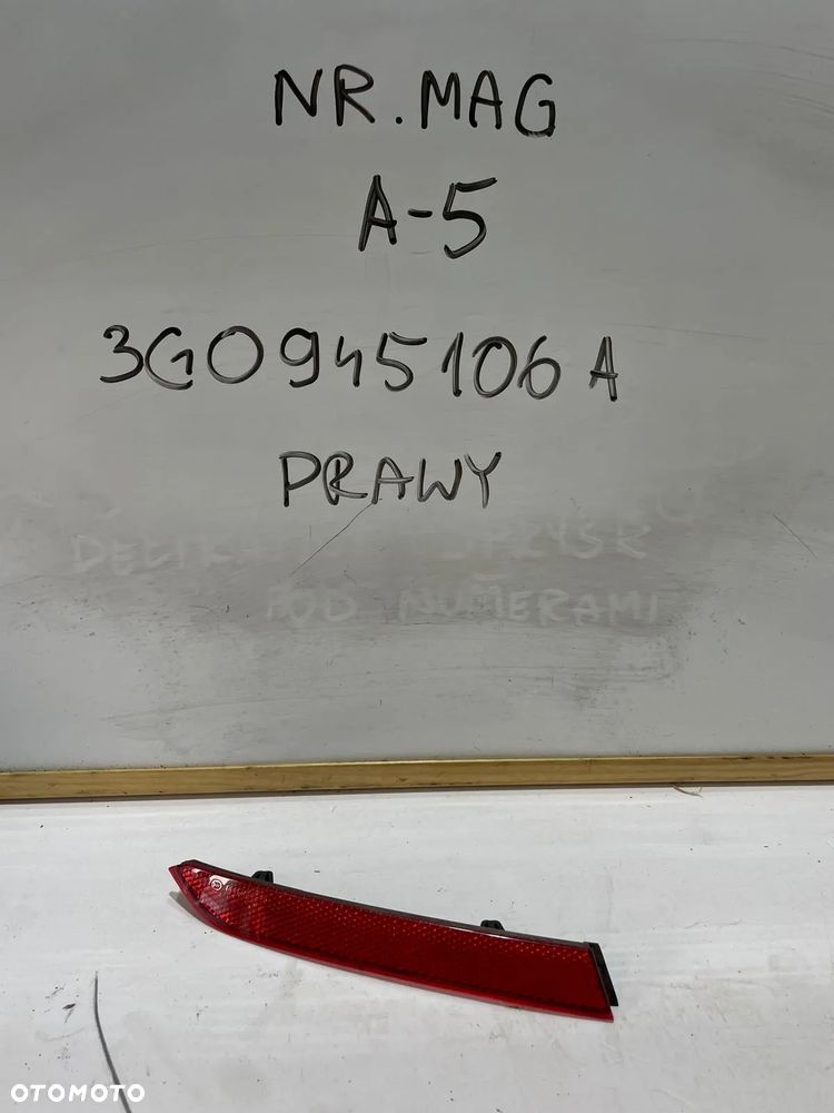 ODBLASK ZDERZAKA PRAWY TYŁ VW PASSAT B8 3G0945106A - 1