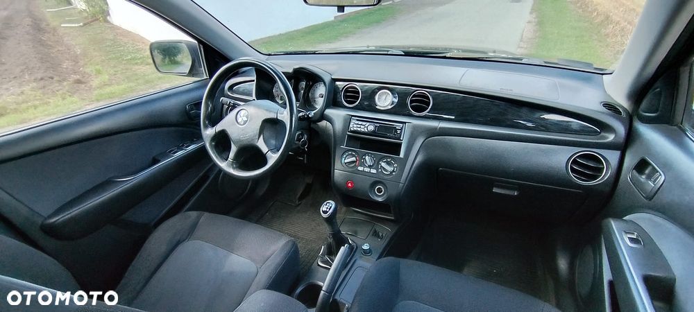 Mitsubishi Outlander 2.0 Comfort 4WD - 10