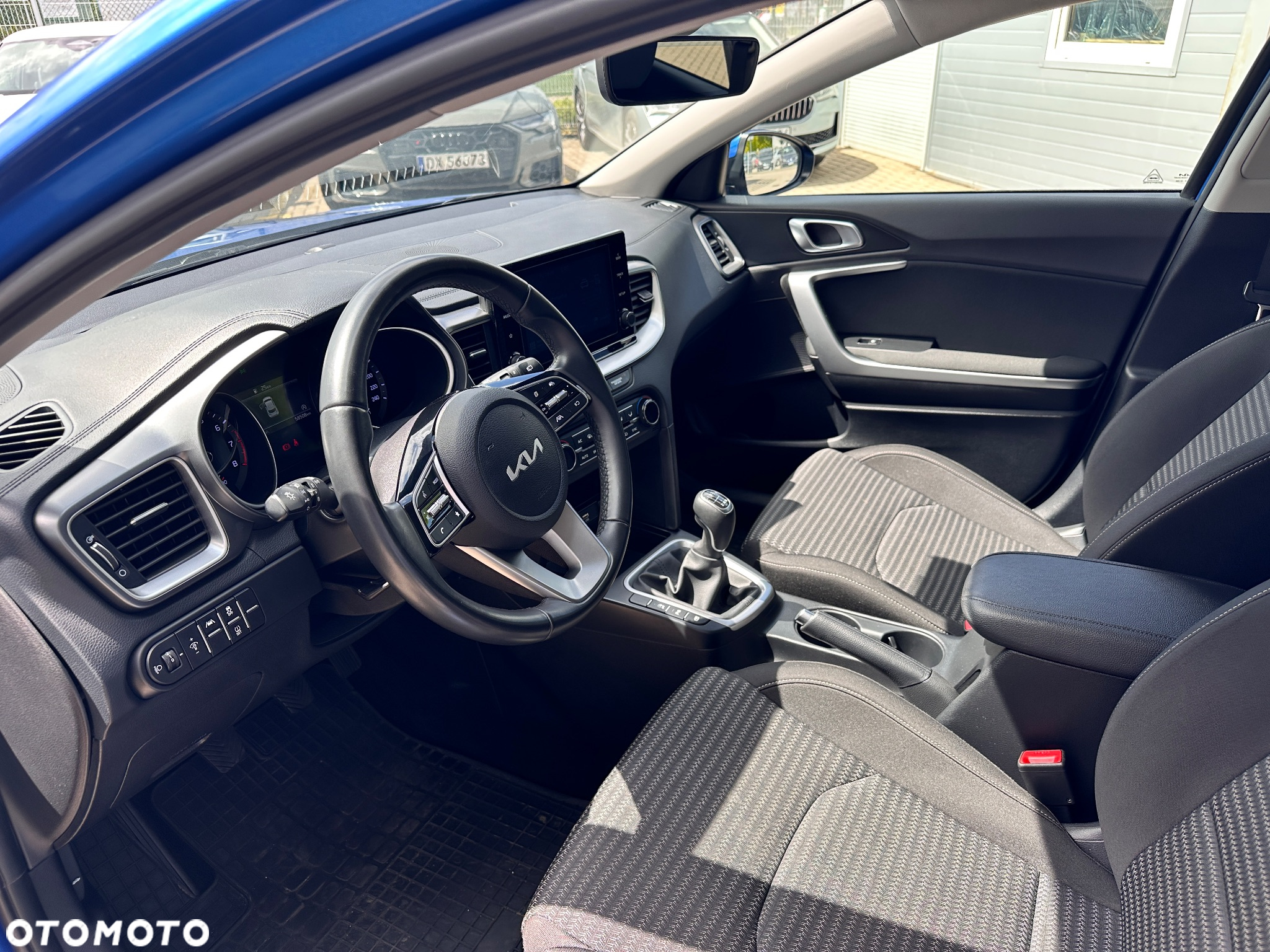 Kia XCeed 1.5 T-GDI M - 10