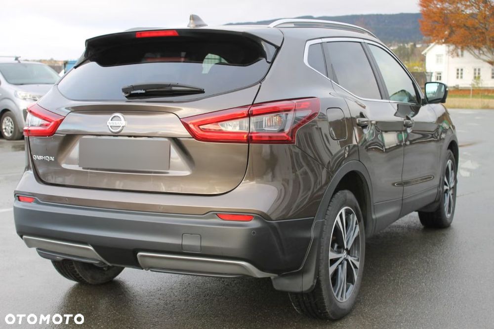 Nissan Qashqai 1.3 DIG-T DCT N-CONNECTA - 7