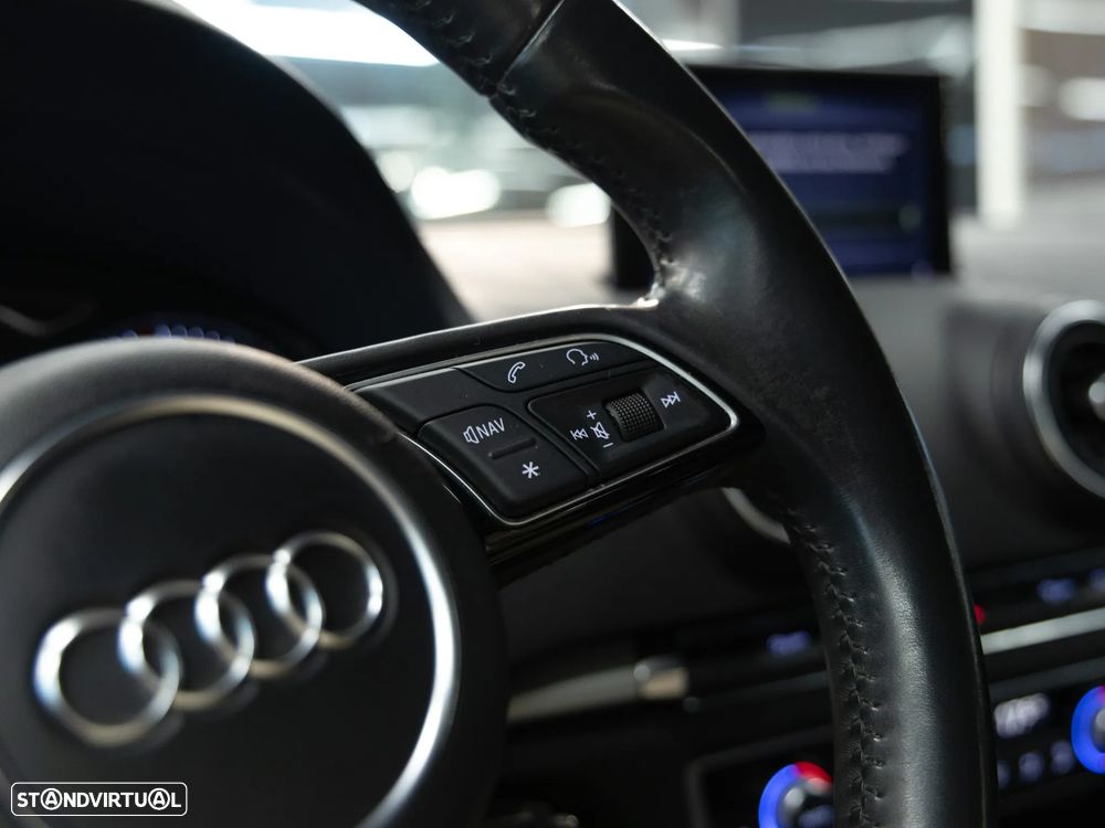 Audi A3 Sportback 1.6 TDI Design - 15