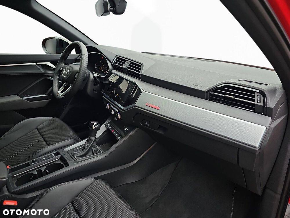 Audi Q3 Sportback - 23