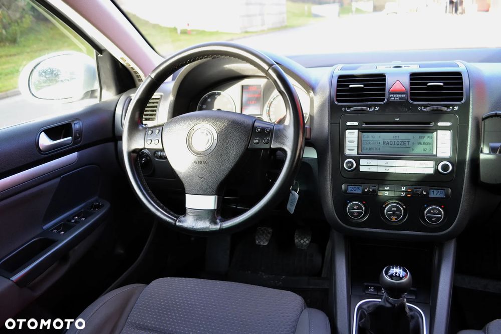 Volkswagen Golf 1.4 TSI Comfortline - 9