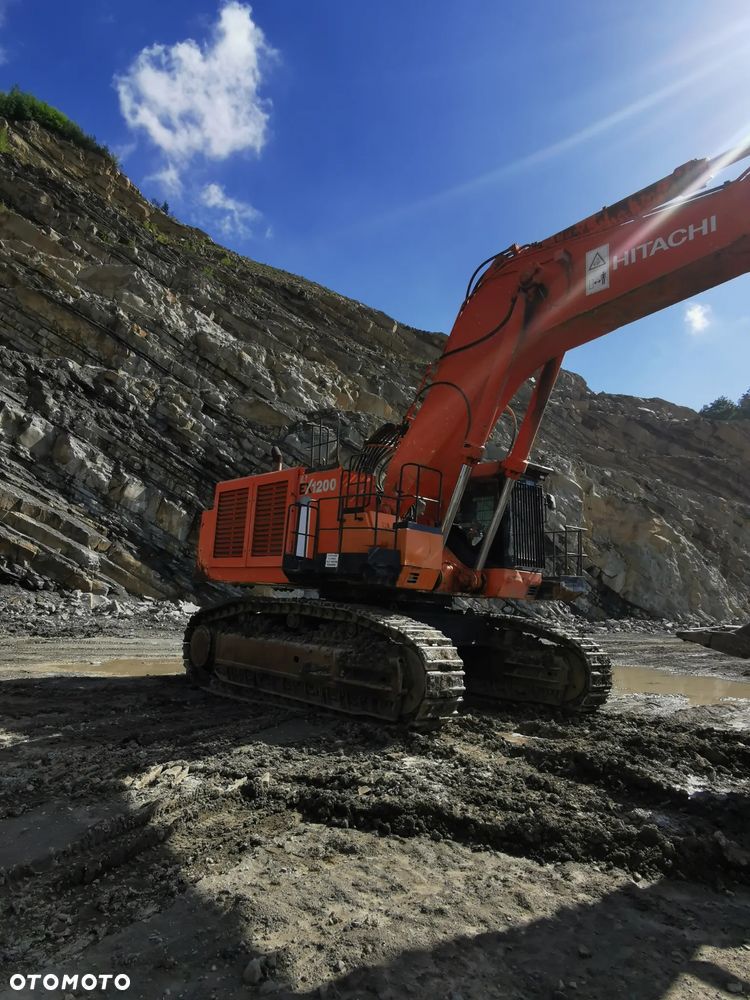 Hitachi ZX1200 - 35