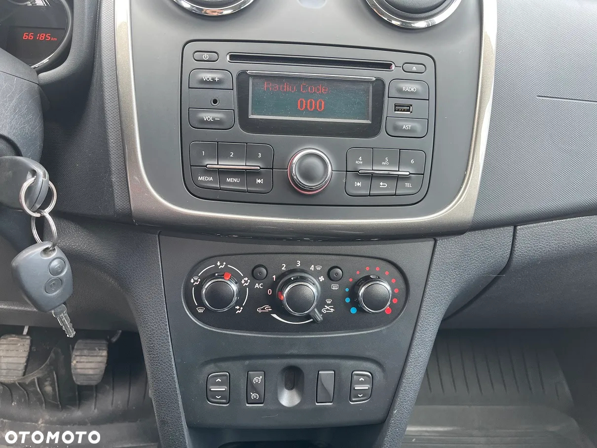 Dacia Sandero Stepway TCe 90 (S&S) Celebration - 11