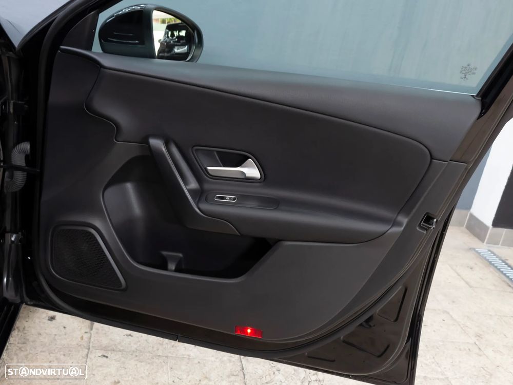 Mercedes-Benz A 250 e Style Plus - 11