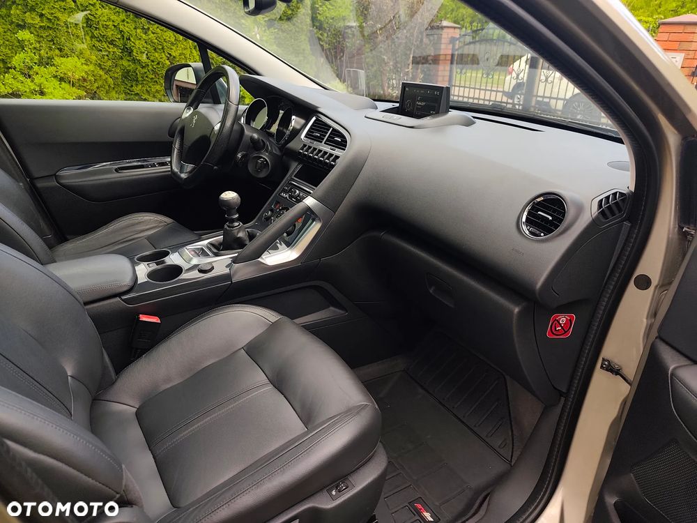Peugeot 3008 1.6 BlueHDi Allure S&S - 12