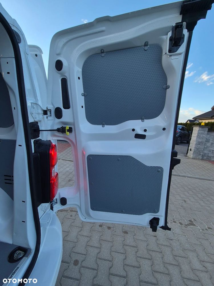 Toyota Proace L2 2020r 2.0HDI BLIS KAMERA  FULL SERVIS ASO JAK NOWY 100% BEZWYPADKOWY - 30