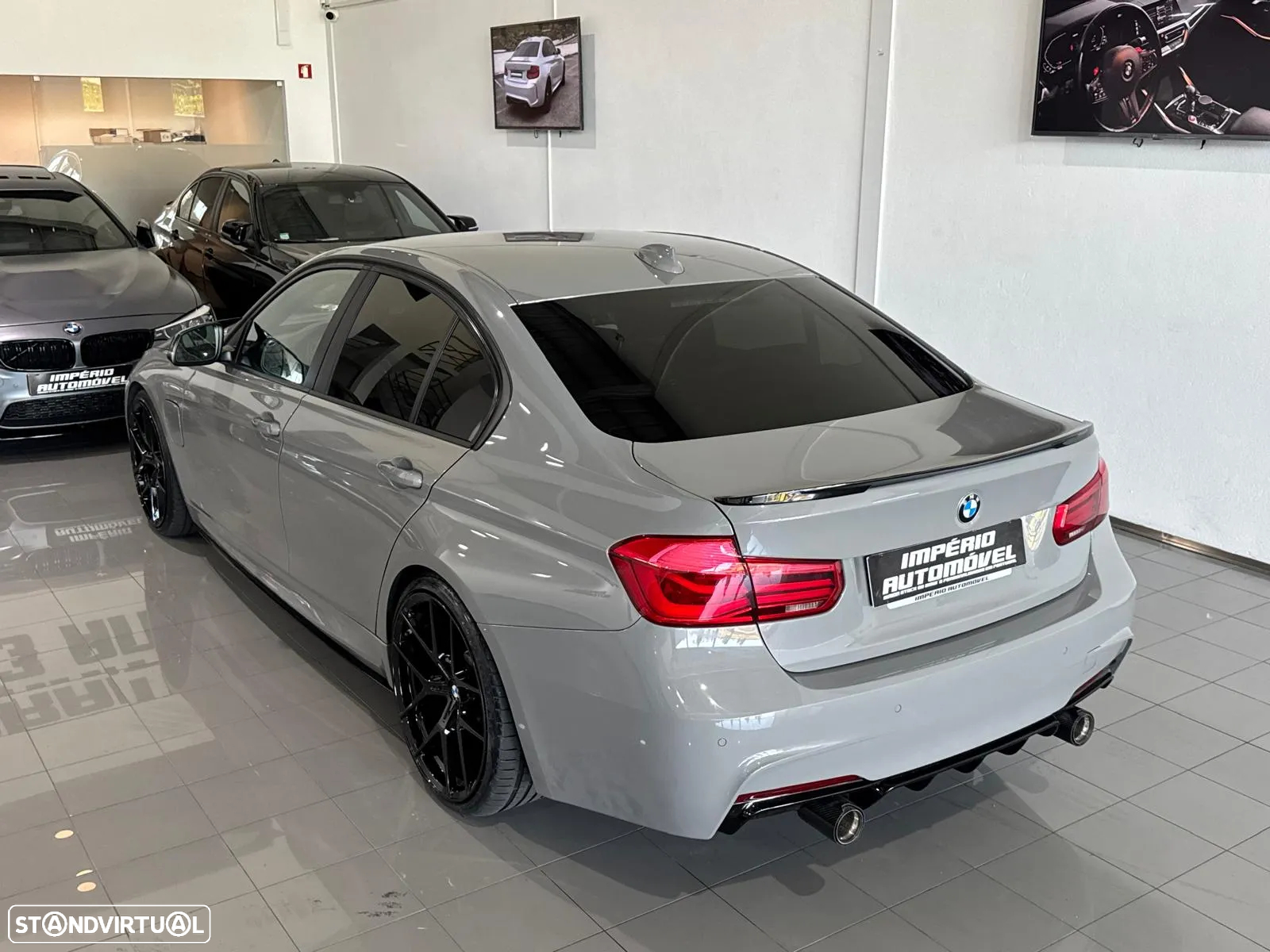 BMW 330 e iPerformance Pack M - 11