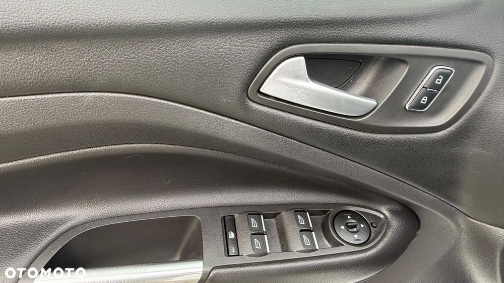 Ford Kuga 2.0 TDCi 4x4 Individual - 14