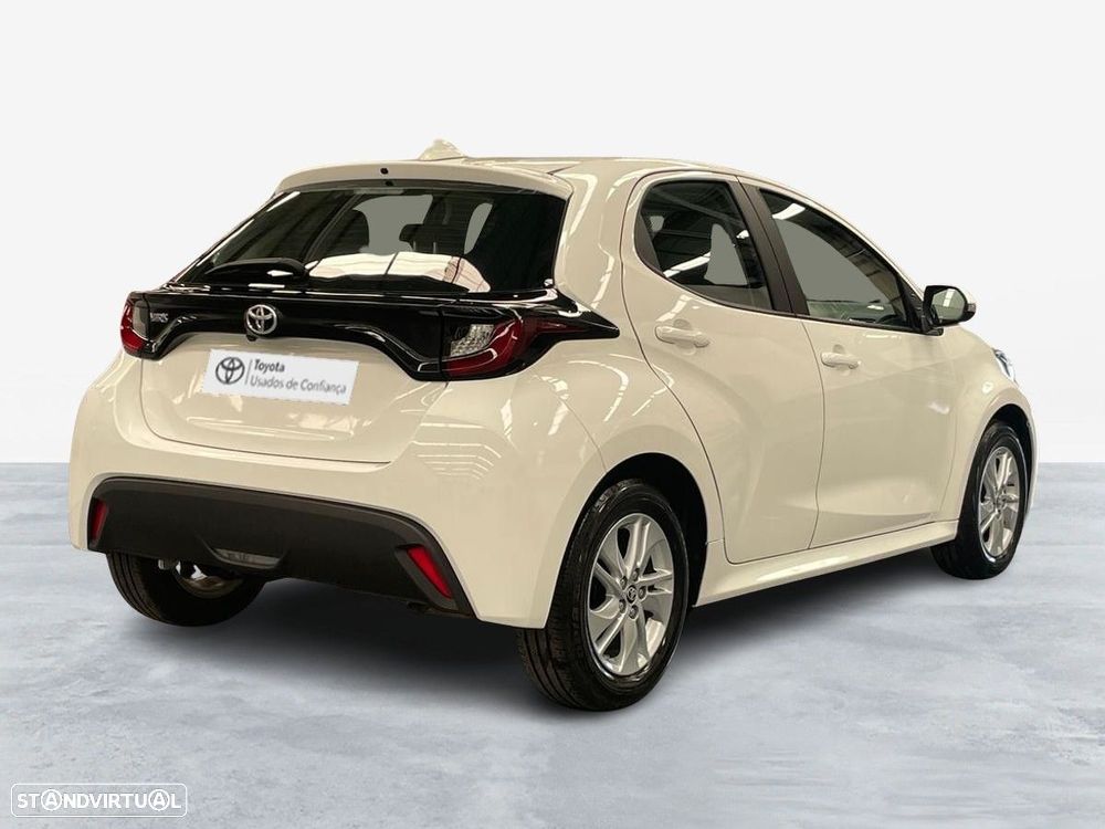 Toyota Yaris - 22