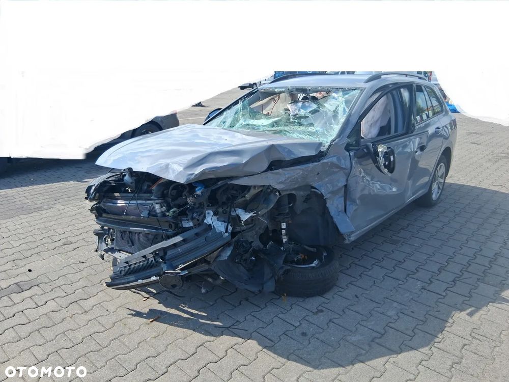 Volkswagen Golf Variant 1.5 TSI EVO Active - 2