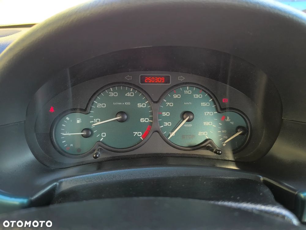 Citroën Berlingo II 1.6i Pakiet Plus - 15