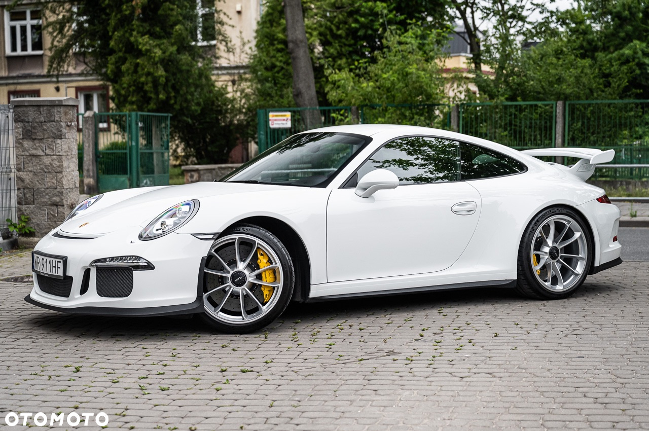 Porsche 911 GT3 - 4