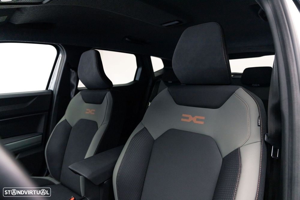 Dacia Duster 1.6 Hybrid Extreme - 16