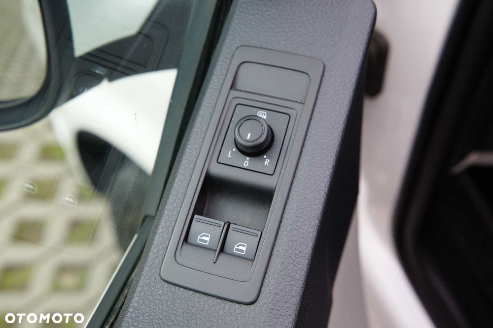 Volkswagen Transporter LONG Brygadówka - 22