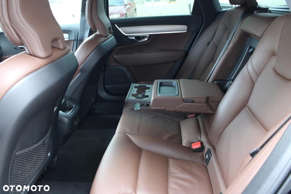 Volvo V90 - 28