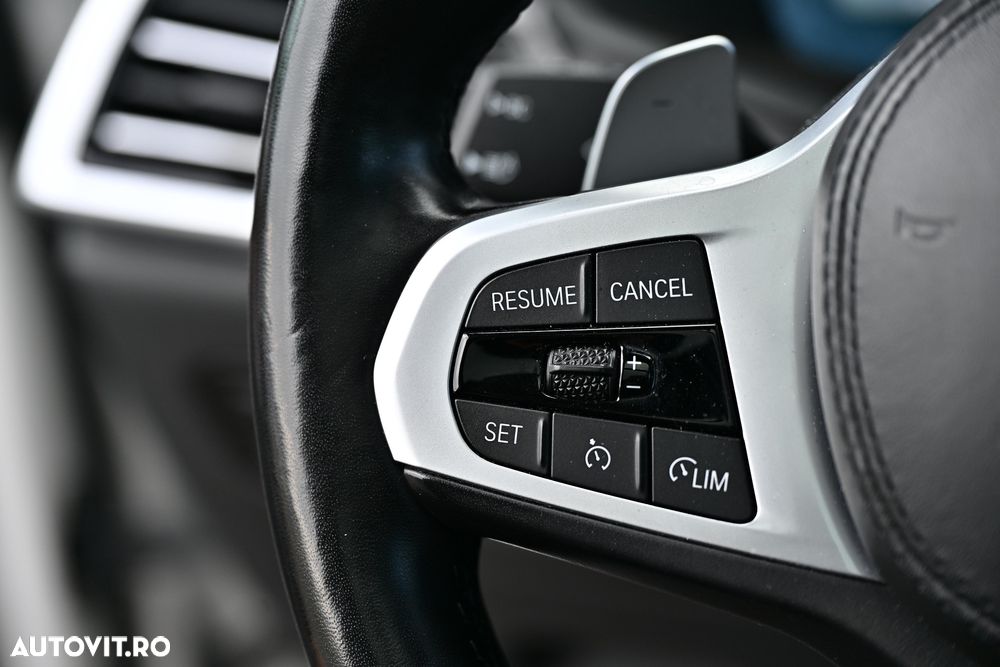 BMW X5 xDrive40i - 32