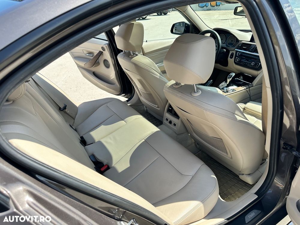 BMW Seria 3 328i Aut. Modern Line - 11