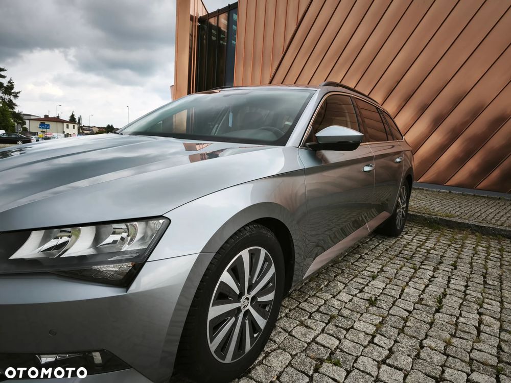 Skoda Superb 1.6 TDI GreenLine - 8