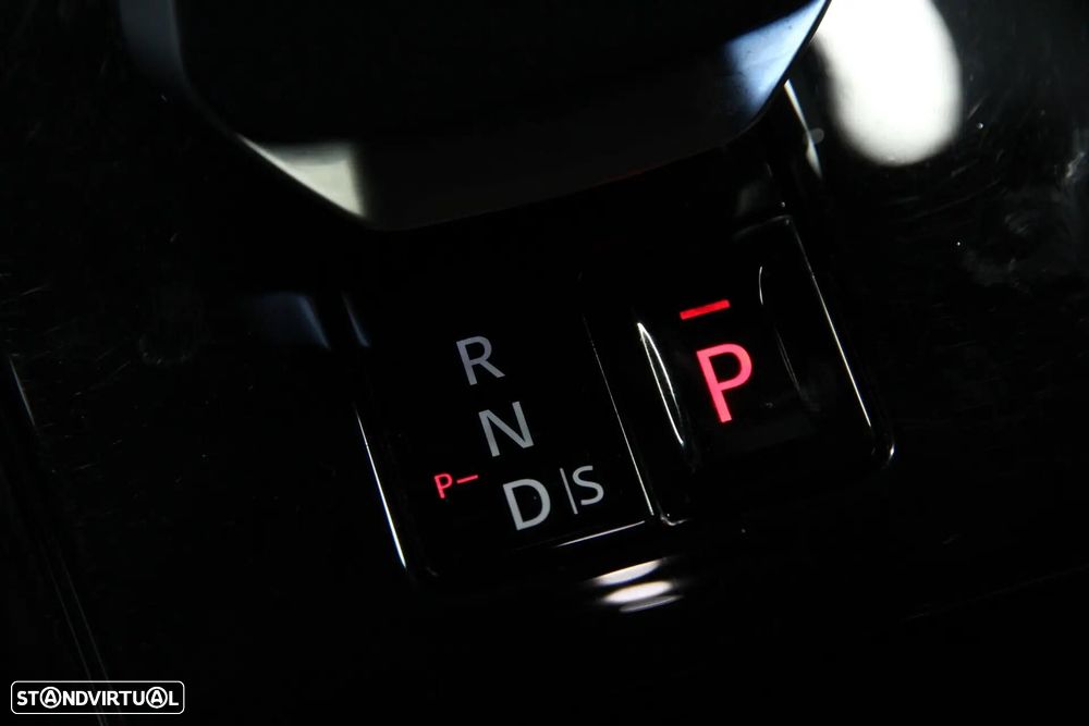 Land Rover Range Rover Sport 3.0 P440e Dynamic SE - 14