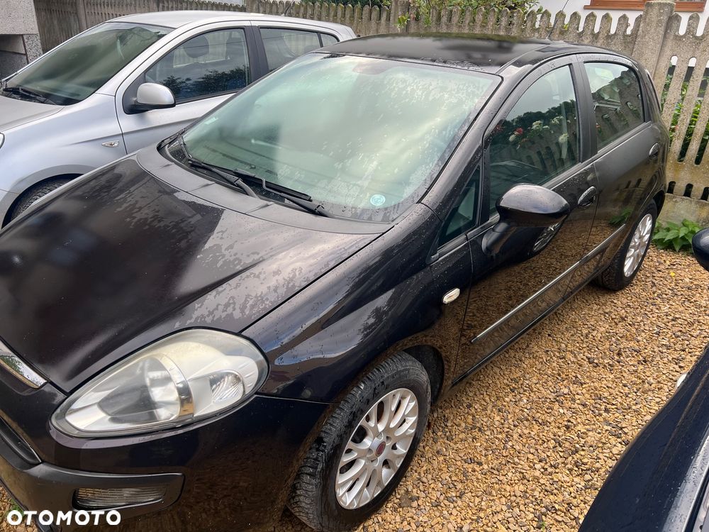 Hyundai i20 - 21