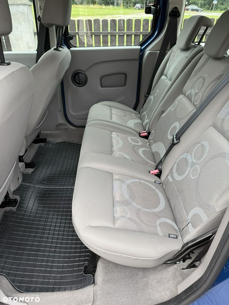 Renault Kangoo 1.6 8V 90 Happy Family - 8